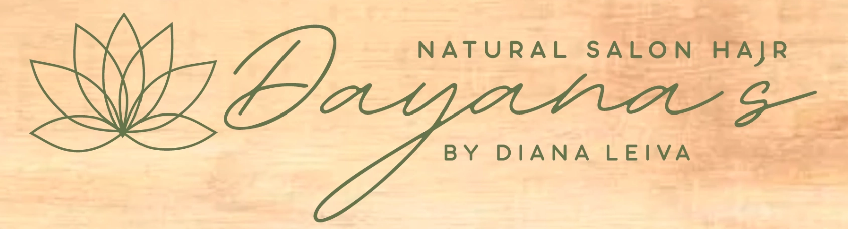 logo con fondo de madera